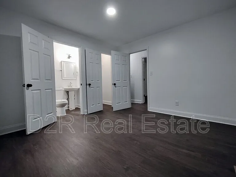 7909 Southfield Dr — Photo 10