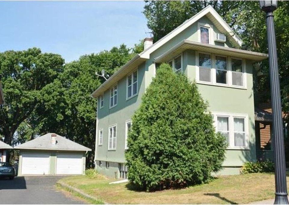 1st image of 206 Warwick St SE