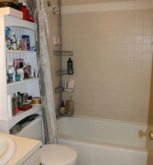 483 E Broadway #6 — Photo 35