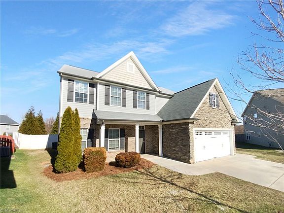 3rd image of 5713 Chicory Meadows Ct