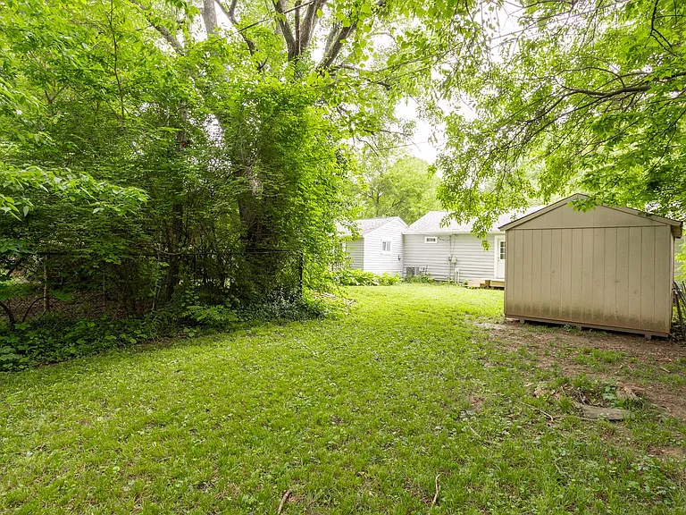 5108 Sunny Meade Ln — Photo 34