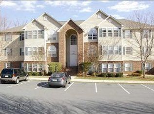 213 Mill Pond Dr, Winston Salem, NC 27106