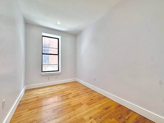 4th image of 448 Empire Blvd APT 1F
