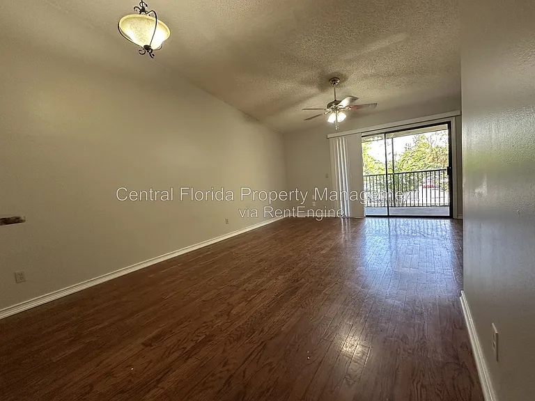 2404 Gallery View Dr — Photo 6