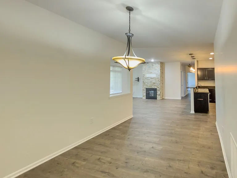 5637 Twin Oaks Dr — Photo 7