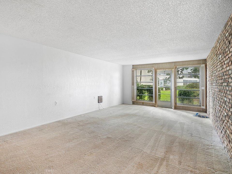 1st image of 4602 Martinique Way #A1