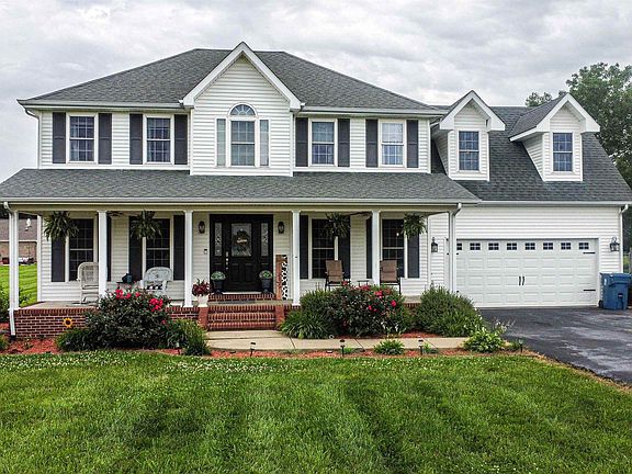 3rd image of 120 Britton Dr