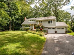 93 Magnolia Pl, Wayne, NJ 07470