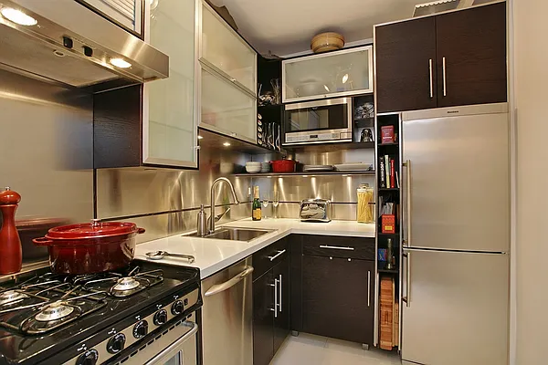 Sold by Corcoran | media 3