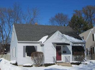 2432 Johnson Rd, Kenosha, WI 53143