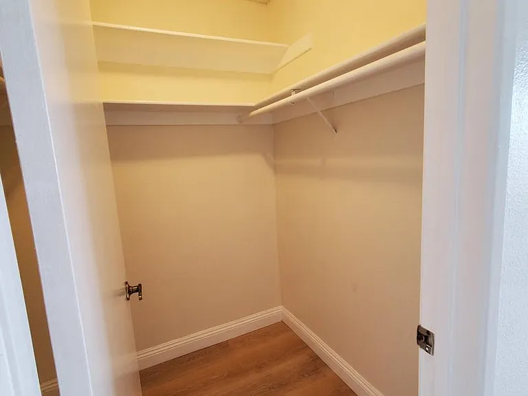 Santa Fe Manor — Photo 15