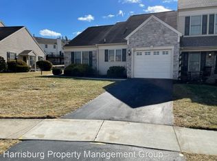 743 Creek Side Dr, Hummelstown, PA 17036