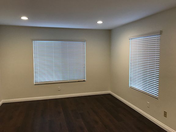 4th image of 5561 Welland Ave APT C