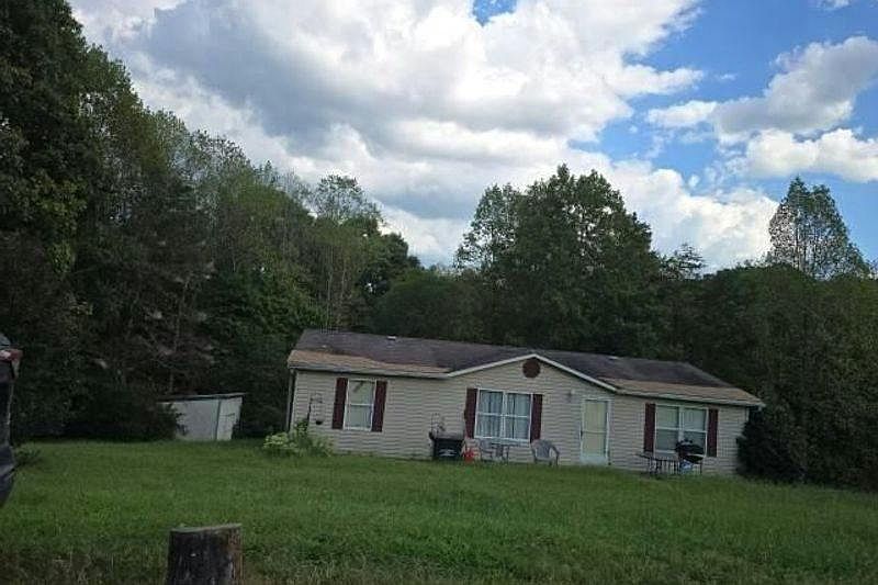 1st image of 1076 Jennifer Ln