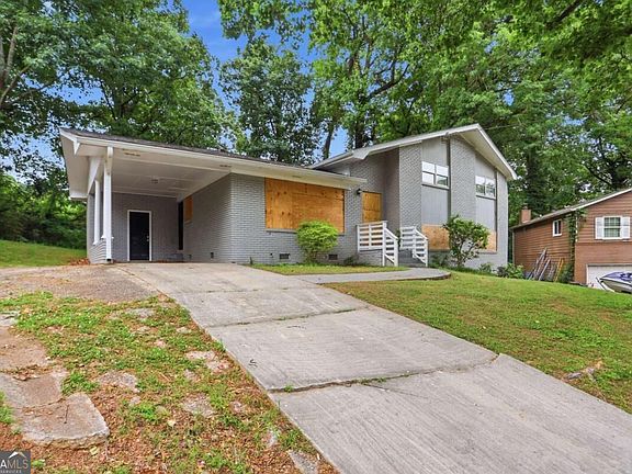 4th image of 2572 Glenrock Dr