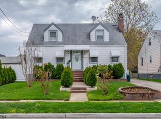 209 Hamilton St, Roselle, NJ 07203