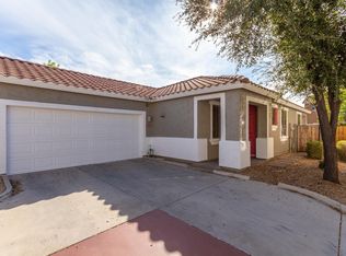 941 E Redondo Dr, Gilbert, AZ 85296