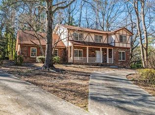 2119 Harbour Oaks Dr, Snellville, GA 30078