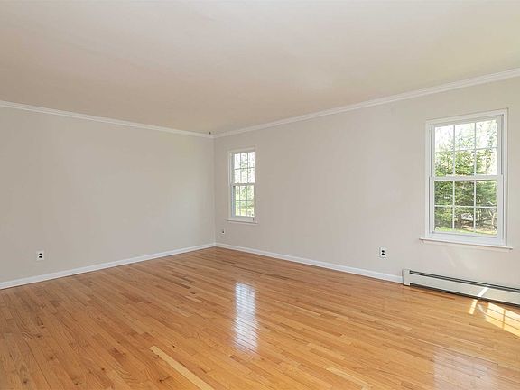 5th image of 5 Arlington Ct