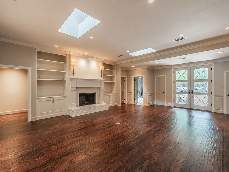 6724 Blue Meadow Dr — Photo 7
