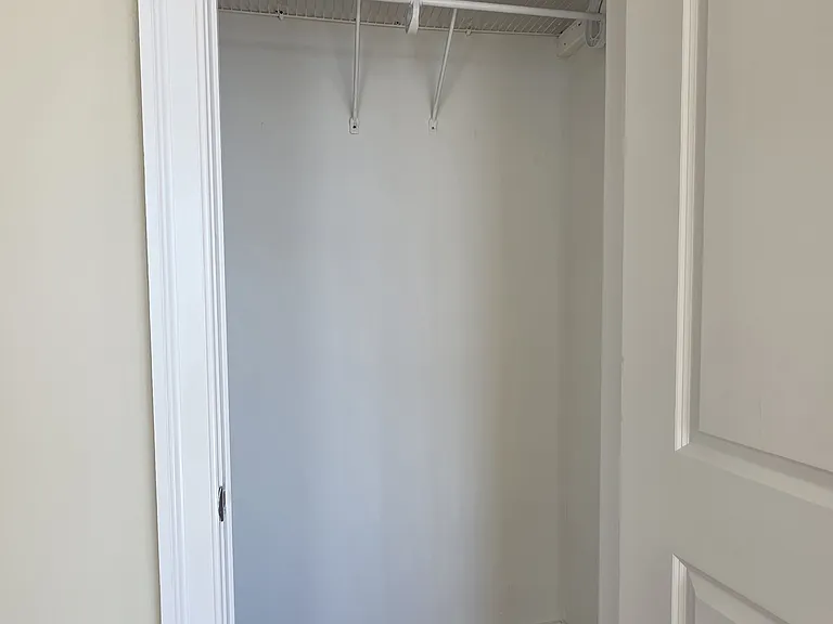 252 N Christopher Columbus Blvd #1602 — Photo 7