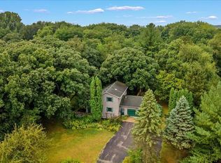 9787 Sylvan Dr, Janesville, IA 50647