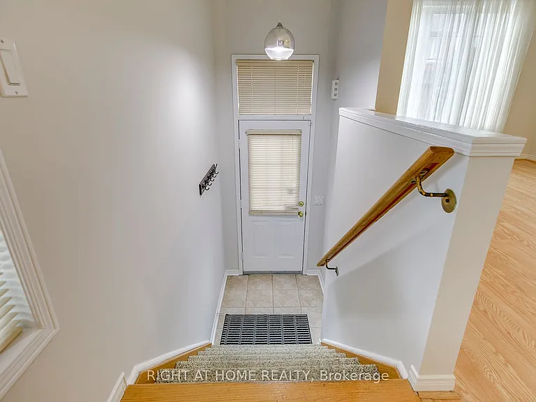 38 Fairview Rd W #38 — Photo 8