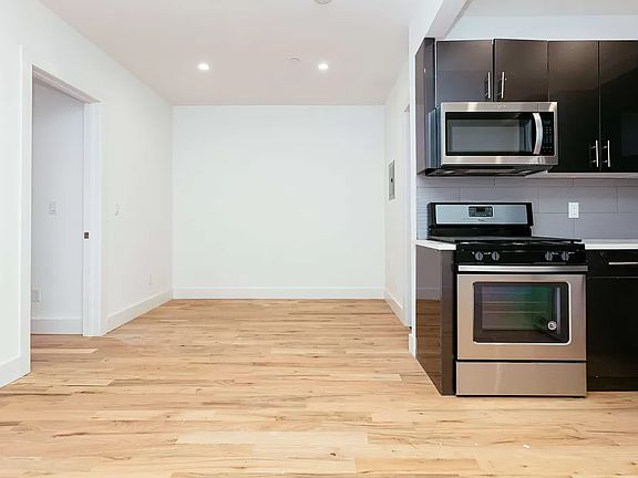 2nd image of 1475 Nostrand Ave #3R