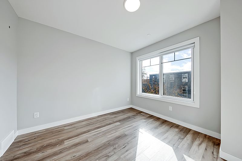 Calgary Townhouse for rent - 3 Bedrooms — photo 12