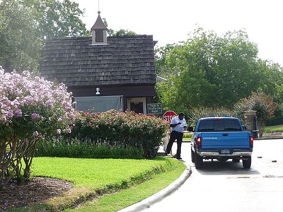 2nd image of 3806 Westerdale Dr