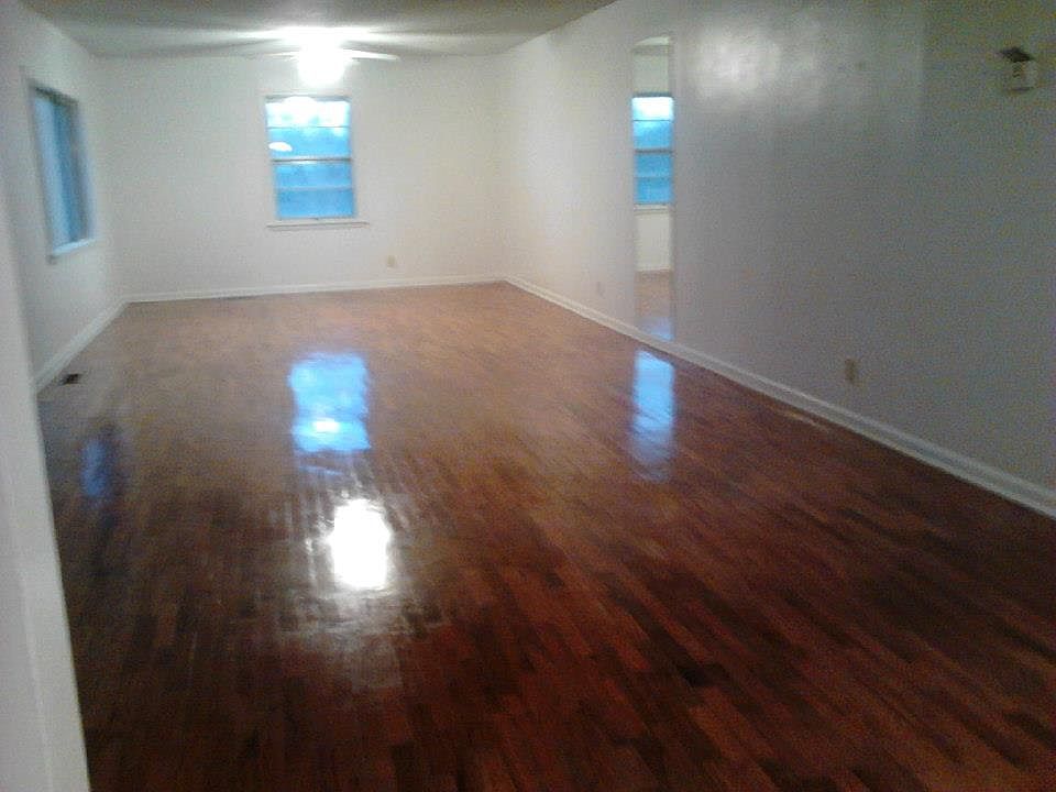 2nd image of 608 Page Ave