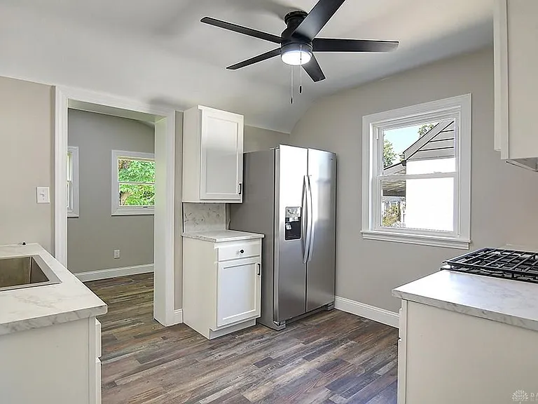 2201 Wilbraham Rd — Photo 8