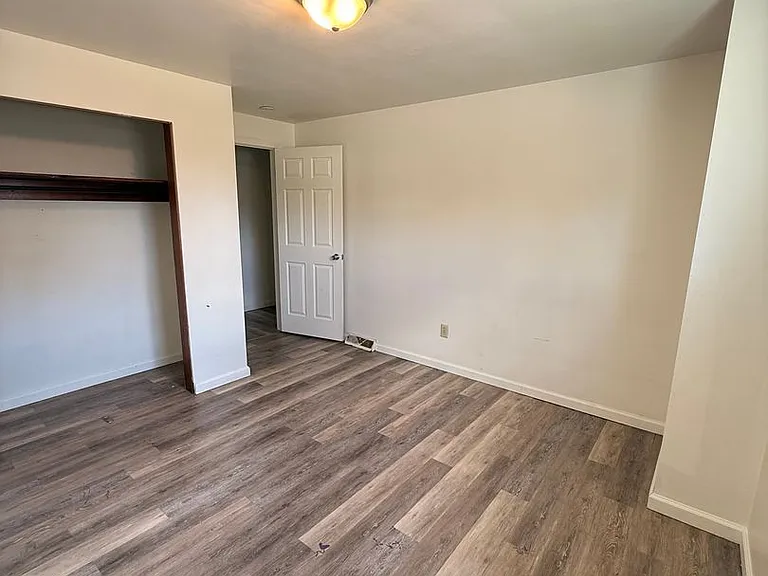 700 E 9th Ave — Photo 5