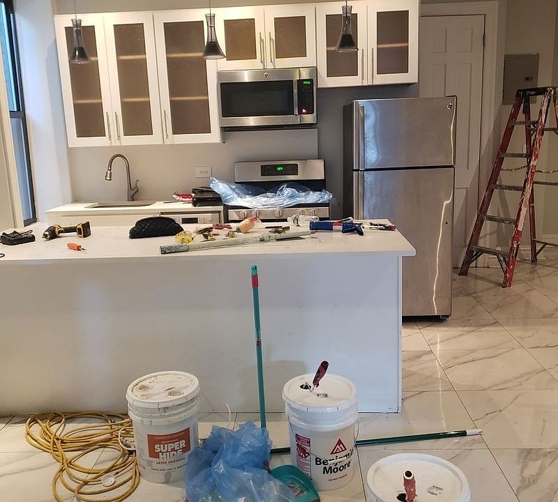 1st image of 370 Manhattan Ave APT 1B