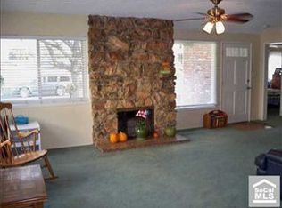 6017 Lakewood Blvd, Lakewood, CA 90712