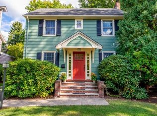 41 College Ave, Montclair, NJ 07043