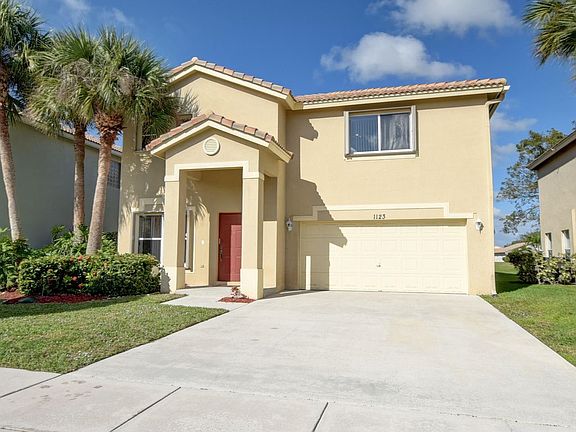 2nd image of 1123 Fosters Mill Dr