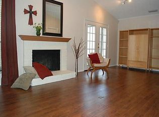 1606 Grandview Dr, Arlington, TX 76012