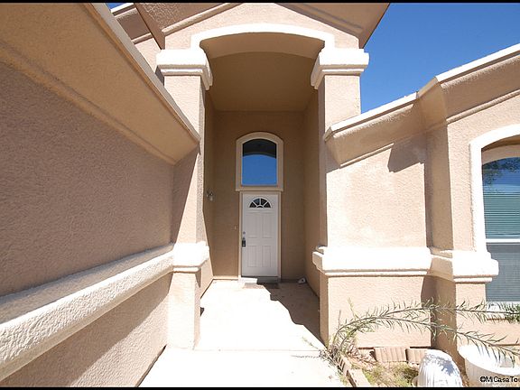3rd image of 14423 Smokey Point Dr