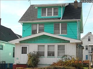 5th image of 906 E 129th St