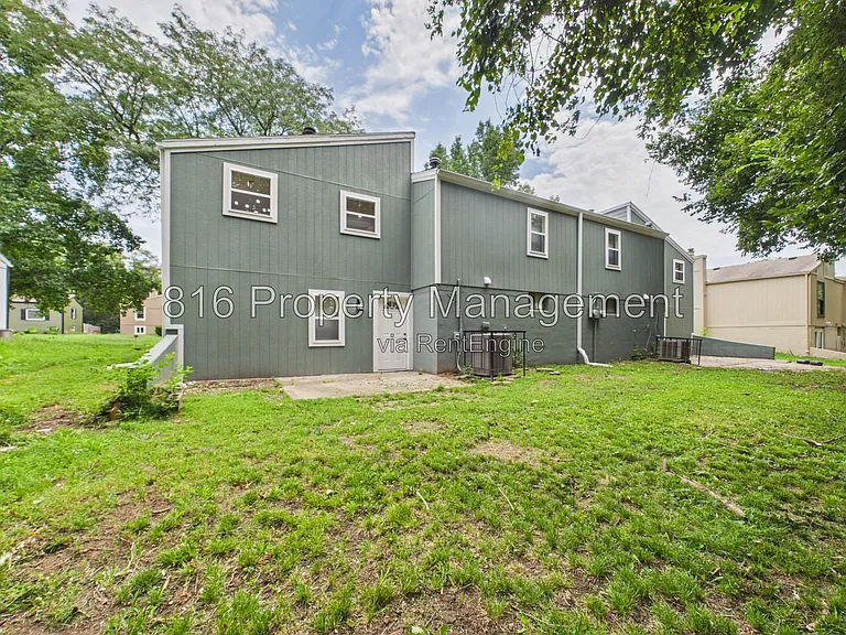9524 Manning Ave #9520 — Photo 24