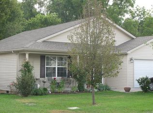 696 Cottonwood Dr, Richmond, KY 40475