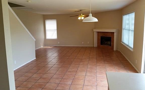 4th image of 401 Brentwood Dr