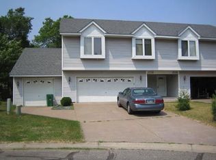 2738 21st St NW, New Brighton, MN 55112