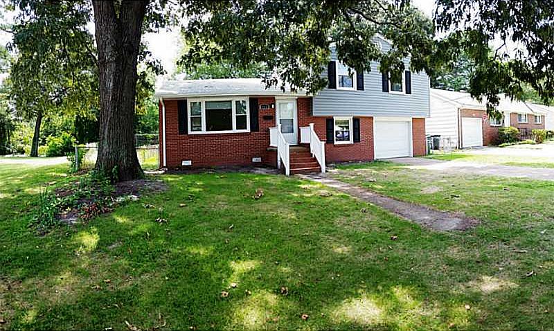 1st image of 433 Woodview Ave