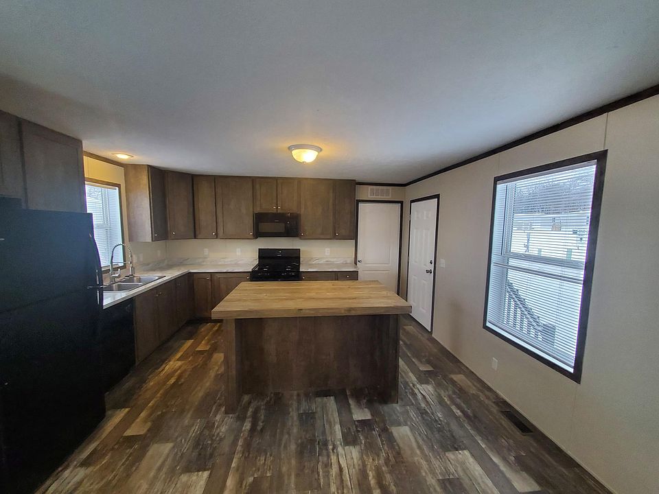 1st image of 2 Starling Hill Dr #227