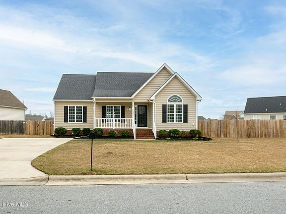 2nd image of 3004 Chesswood Lane