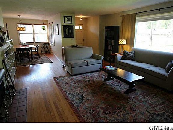 4th image of 316 Edwards Dr