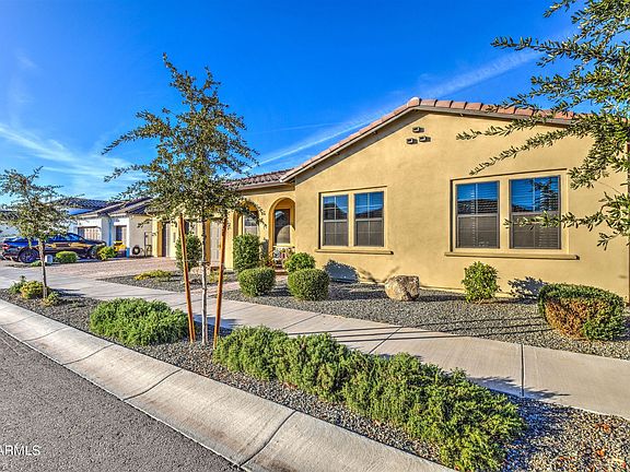 2nd image of 20990 E Lark Dr