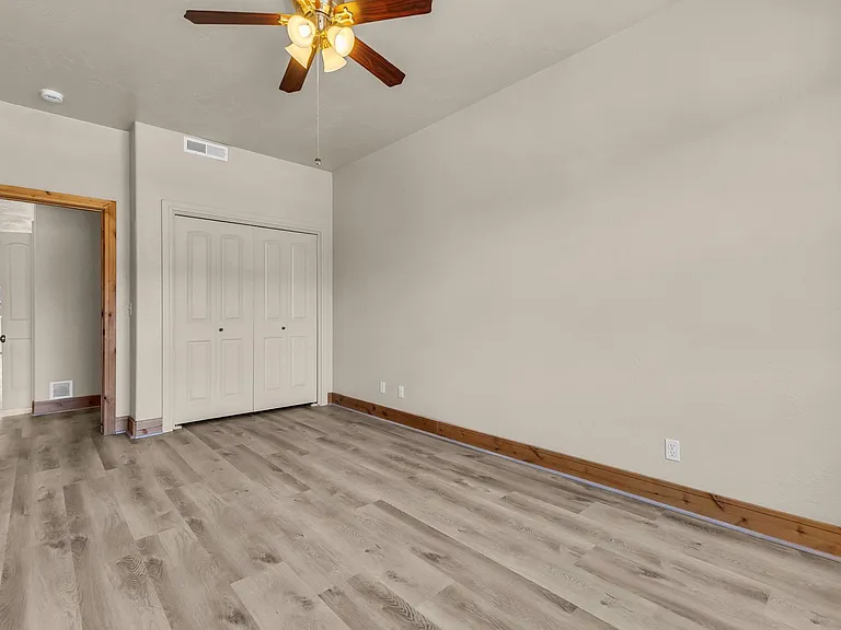 1684 W Fox Hollow Ln #H2 — Photo 14
